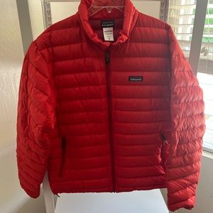 Red Woman’s Patagonia jacket